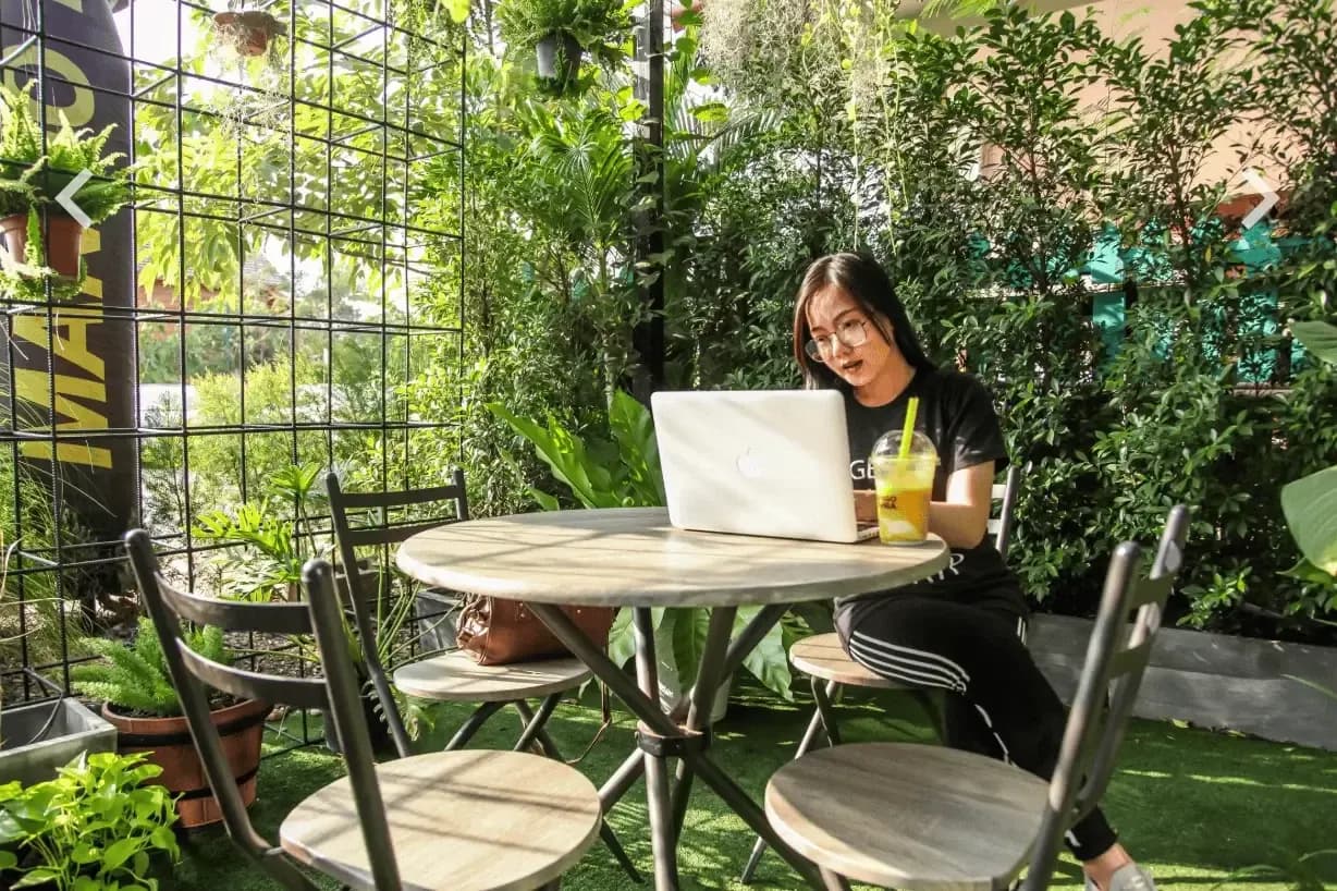 Remote Receptionist Job Description
